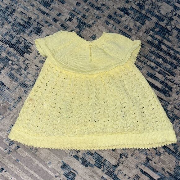 🚨 3 for $25 - VINTAGE Handmade Knit Baby Dress - Picture 7 of 14